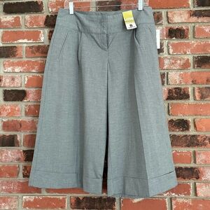 Old Navy NWT Low Rise Wide Leg Capri Gaucho Pants Career Work Wear Sz 8